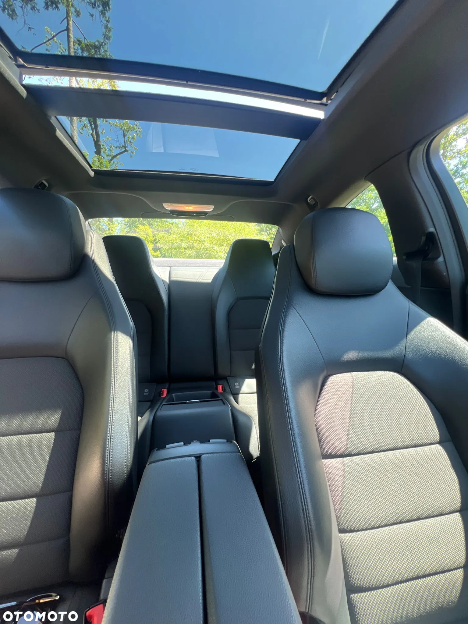 Mercedes-Benz Klasa C 250 Coupe BlueEFFICIENCY 7G-TRONIC Edition 1 - 9