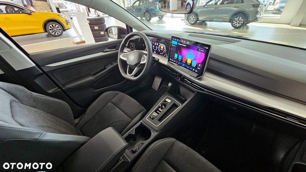 Volkswagen Golf - 21