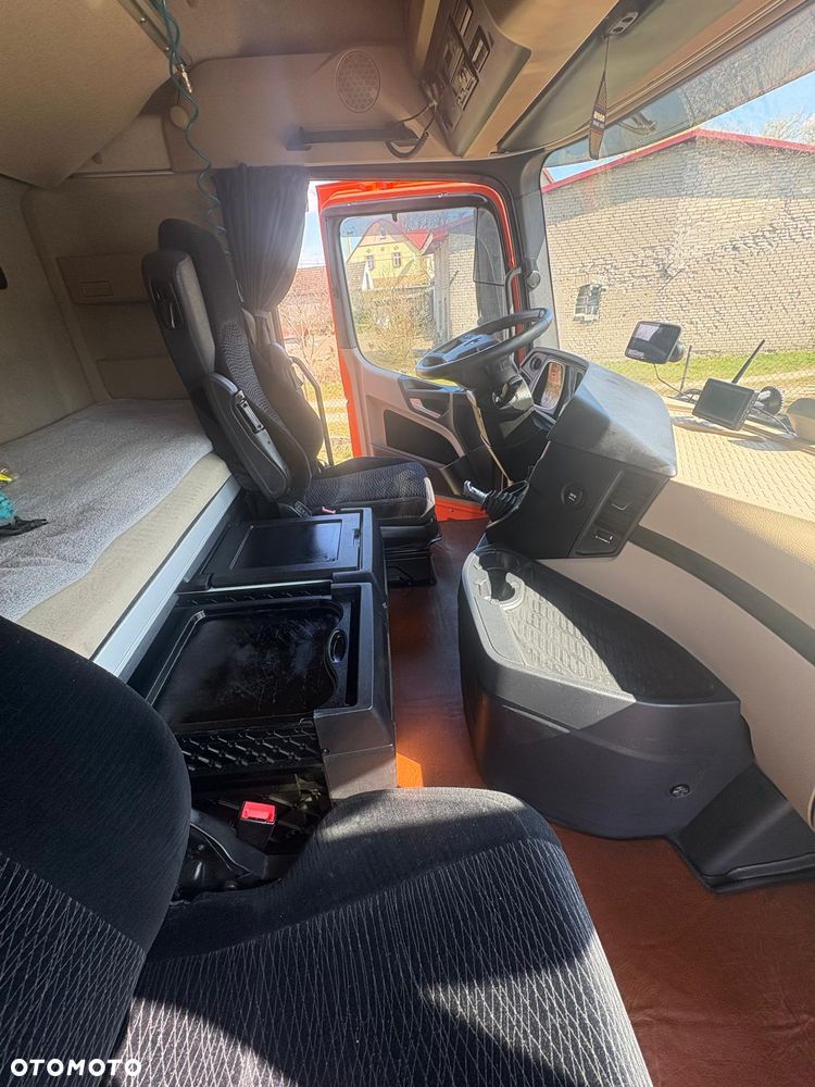 Mercedes-Benz Actros 2542 LNR - 14