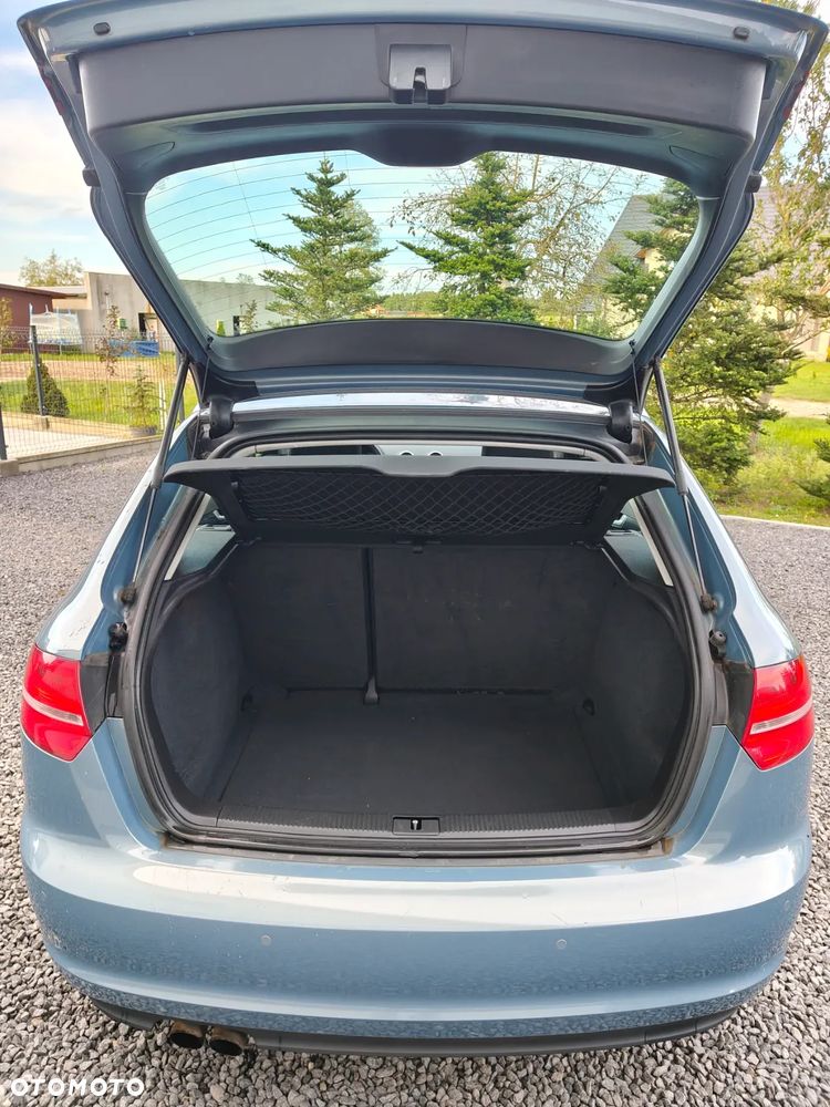 Audi A3 Sportback 1.4 TFSI Ambiente - 19