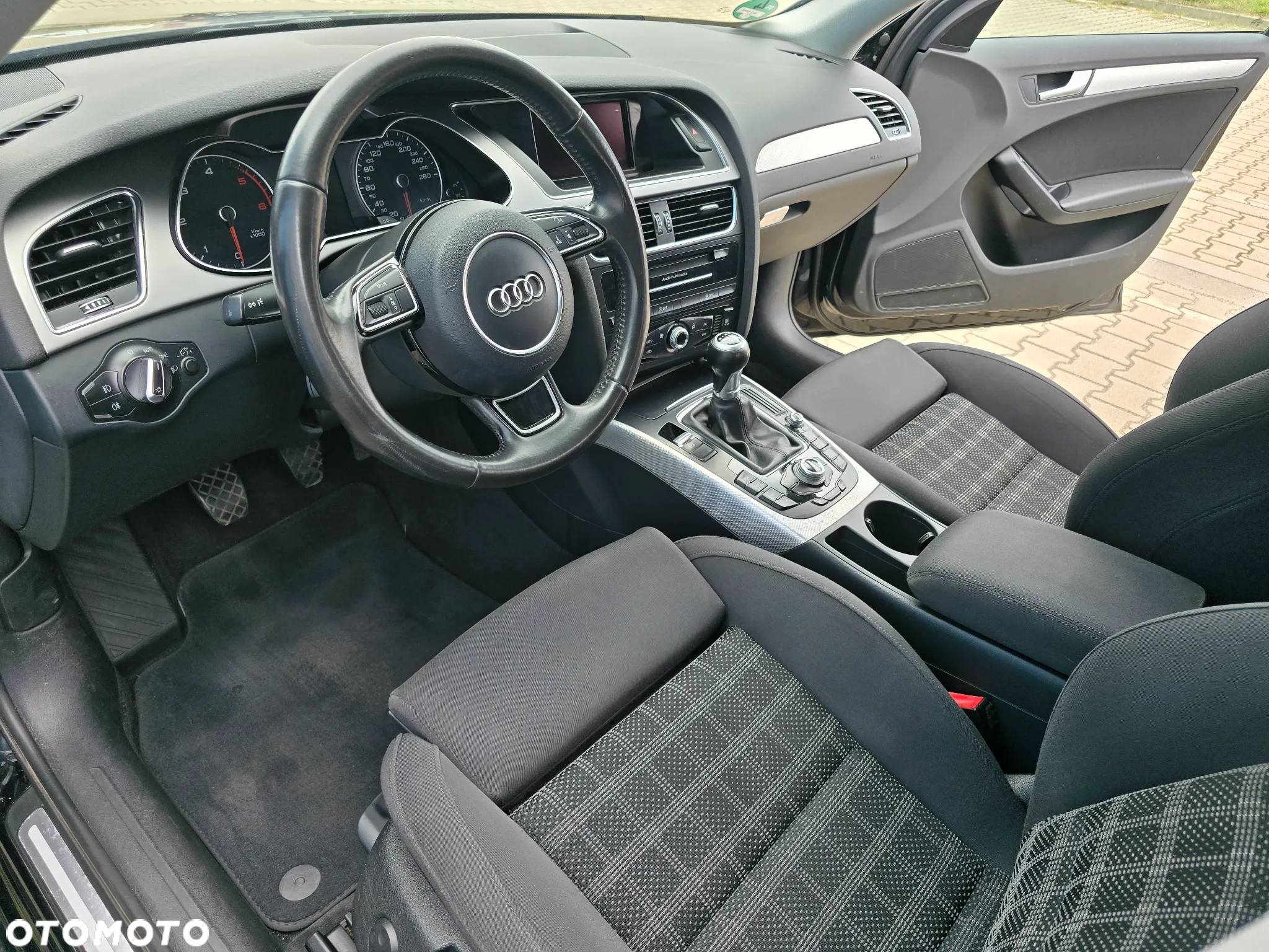 Audi A4 Avant 2.0 TDI DPF S line Sportpaket - 3
