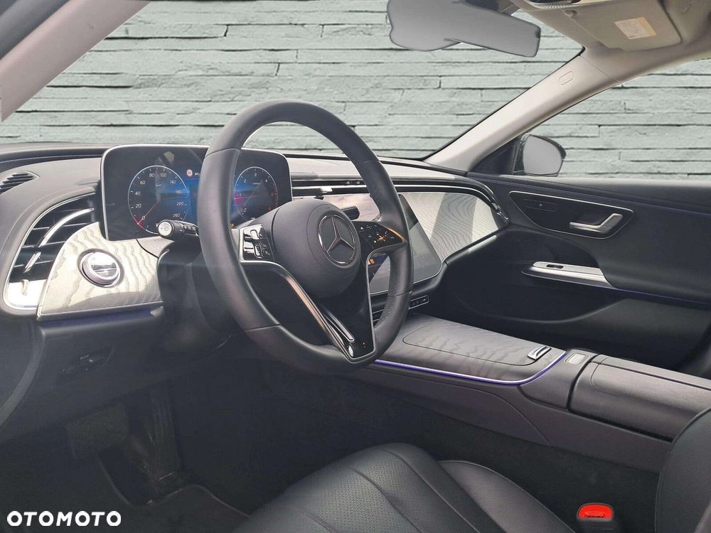 Mercedes-Benz Klasa E 220 d mHEV 4-Matic Avantgarde 9G-Tronic - 11