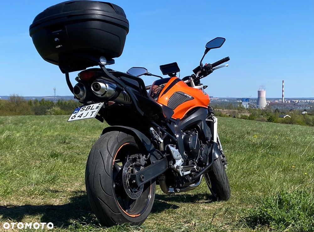 Yamaha FZ6 - 6