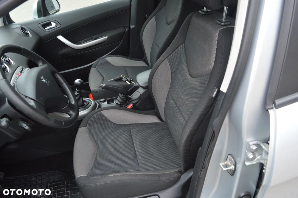 Peugeot 308 1.6 HDi Premium - 19
