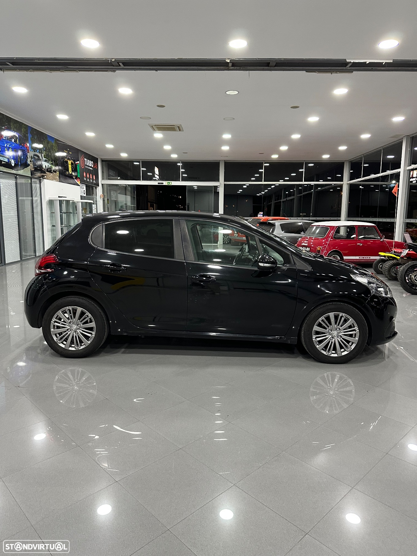 Peugeot 208 1.5 BlueHDi Signature - 3