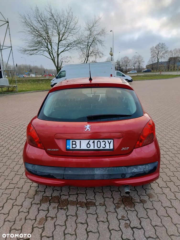 Peugeot 207 - 4