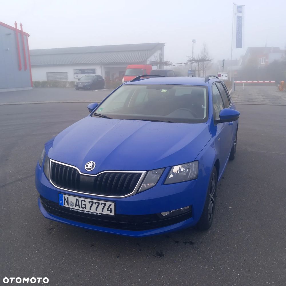Skoda Octavia 1.6 TDI DSG Soleil - 1