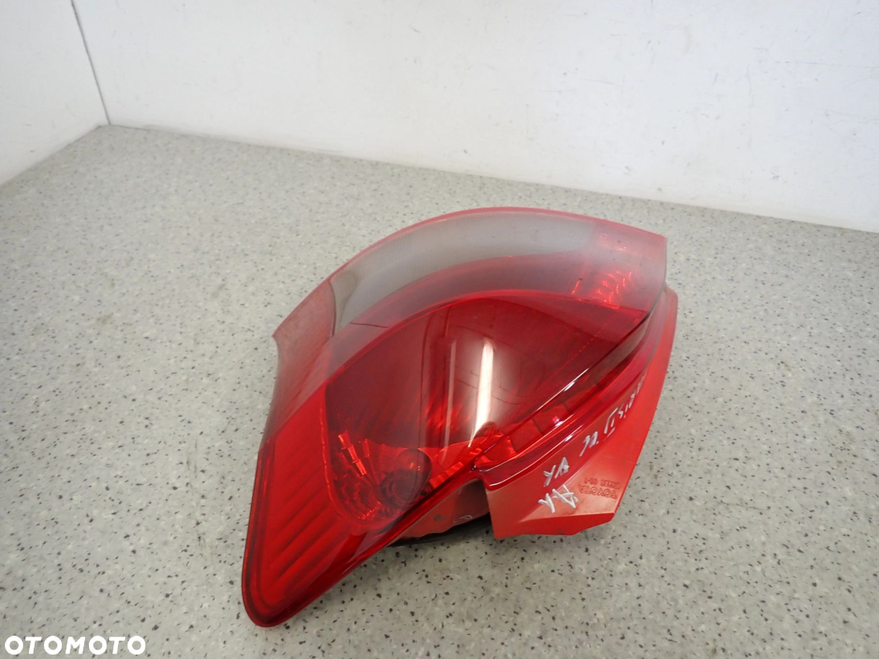 TOYOTA YARIS II 06-09 LAMPA TYLNA PRAWA TYŁ EUROPA - 5