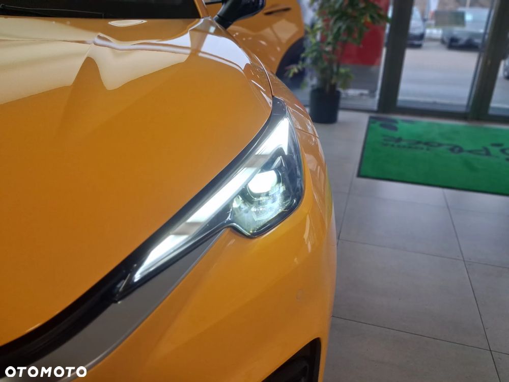 Lexus LBX 1.5 Hybrid - 9