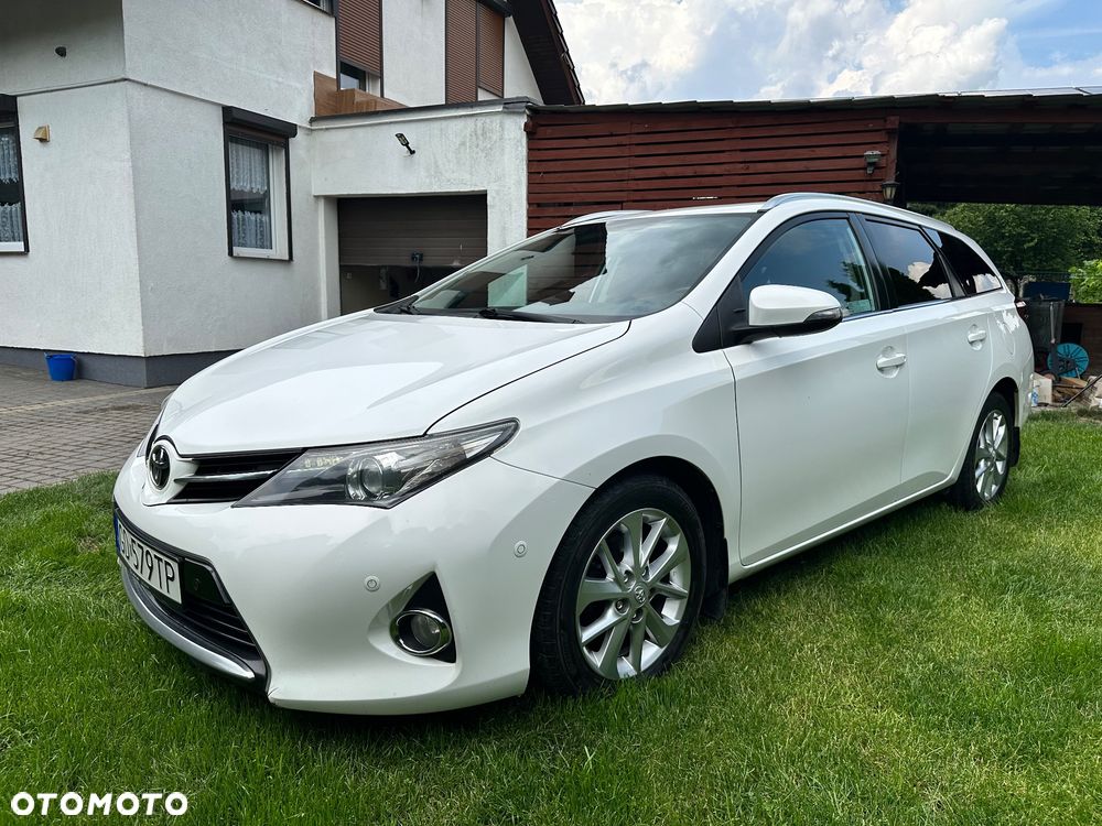Toyota Auris 1.4 D-4D Business Edition - 3