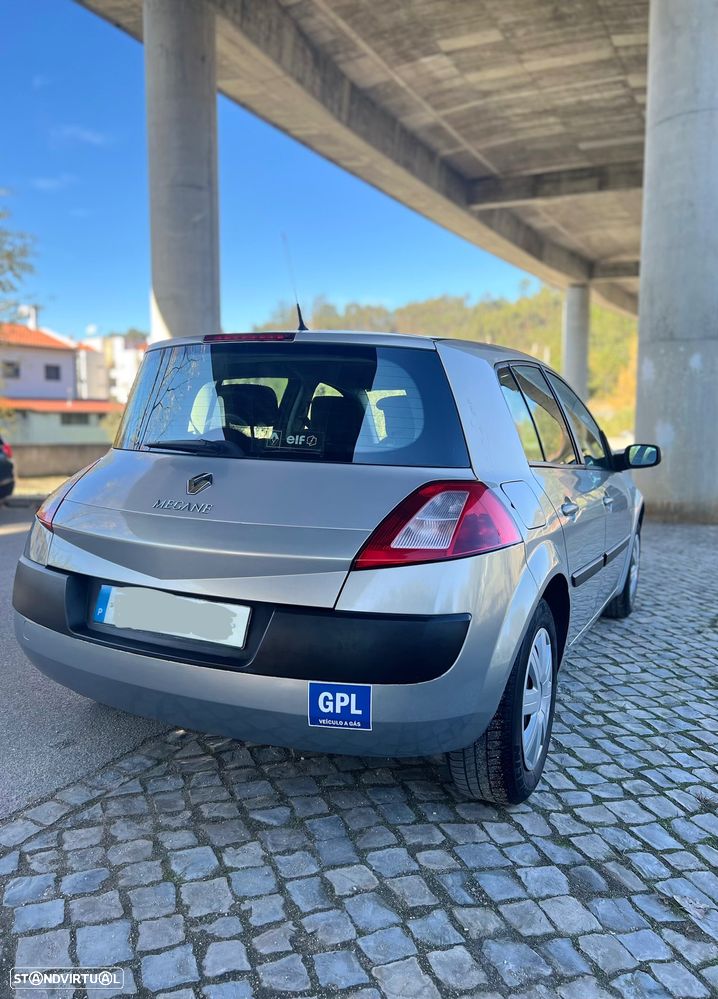 Renault Mégane 1.4 Expression - 4