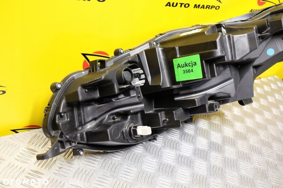 TOYOTA SIENNA 2021- REFLEKTOR LAMPA FULL LED R USA - 7