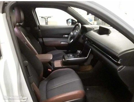 Mazda MX-30 e-SKYACTIV Advantage Industrial Vintage - 4