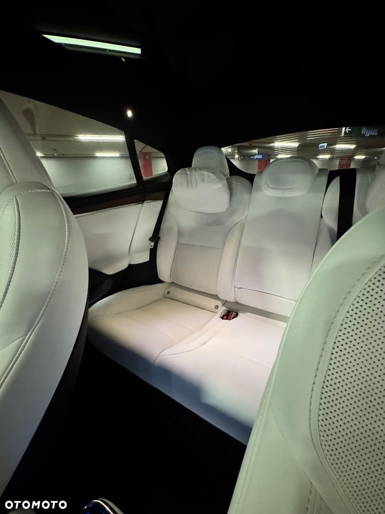 Tesla Model S Long Range AWD - 10