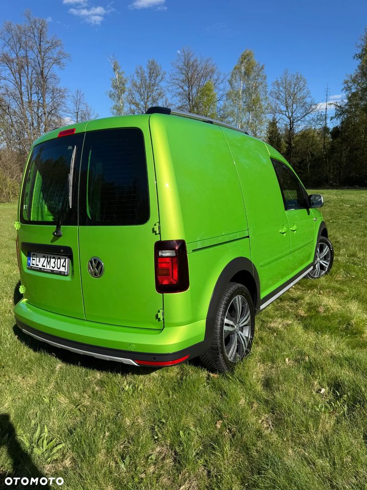 Volkswagen Caddy 2.0 TDI Alltrack - 8