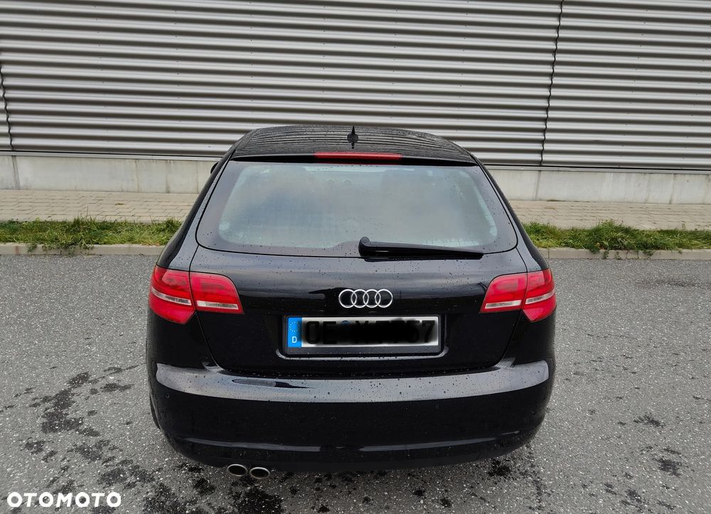 Audi A3 Sportback 2.0 TDI S line Sportpaket plus - 22