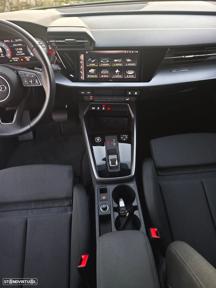 Audi A3 Sportback 30 TDI S line S tronic - 17