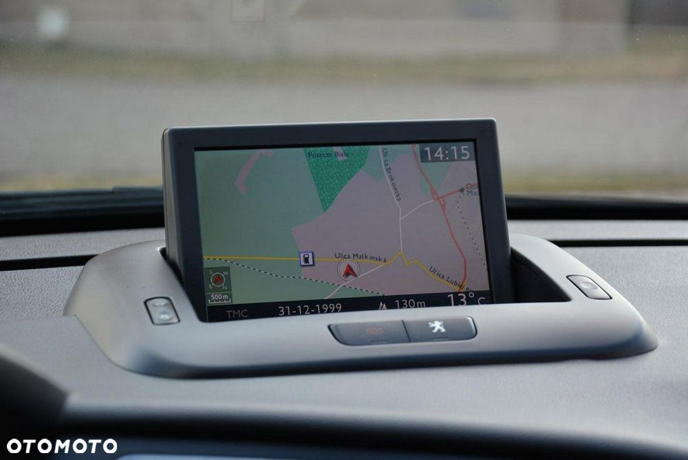 Peugeot 3008 Hybrid4 - 24