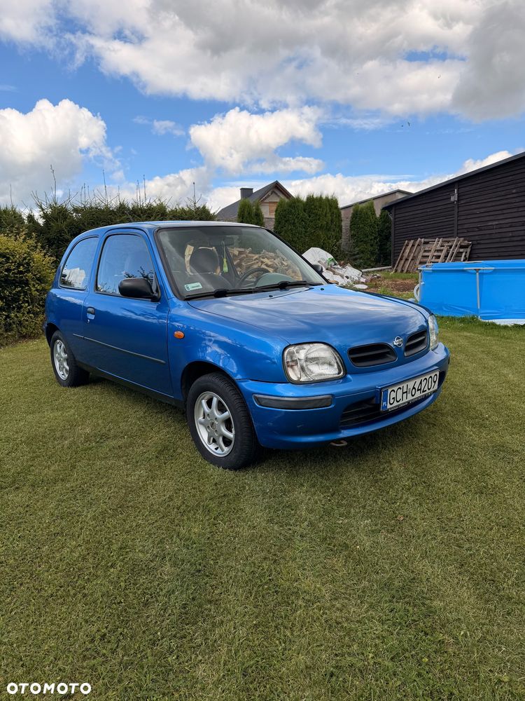 Nissan Micra 1.0 L - 2
