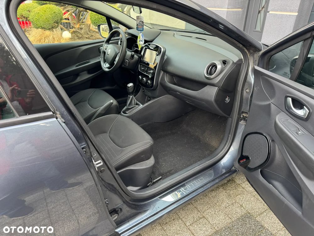 Renault Clio - 6