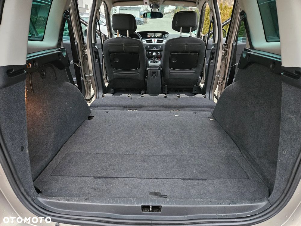 Renault Grand Scenic 1.6 16V 110 Dynamique - 28