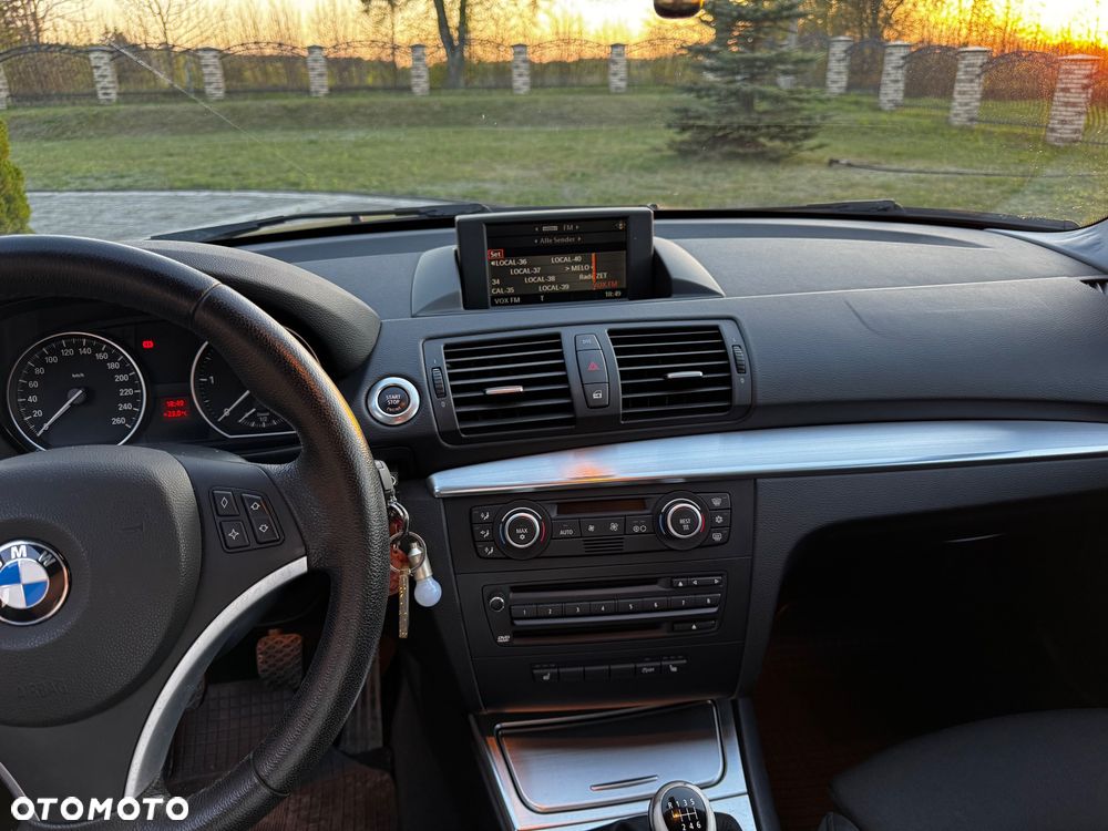 BMW Seria 1 120d - 6