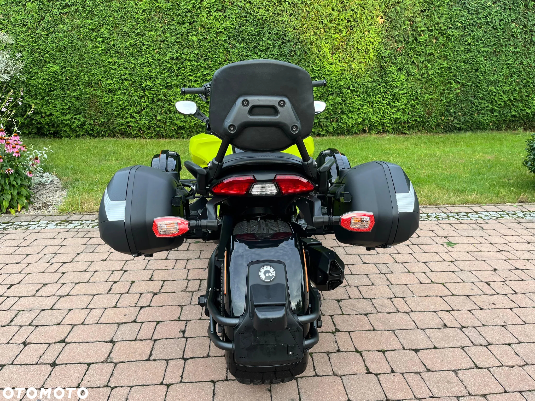 Can-Am Spyder - 6