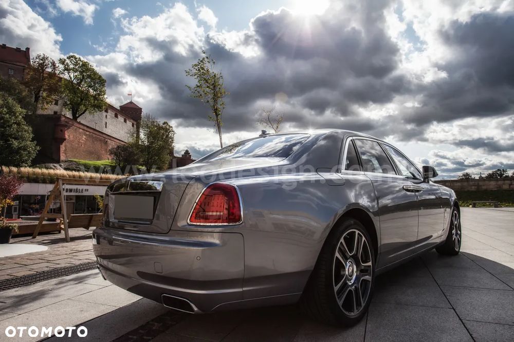 Rolls-Royce Ghost Standard - 10