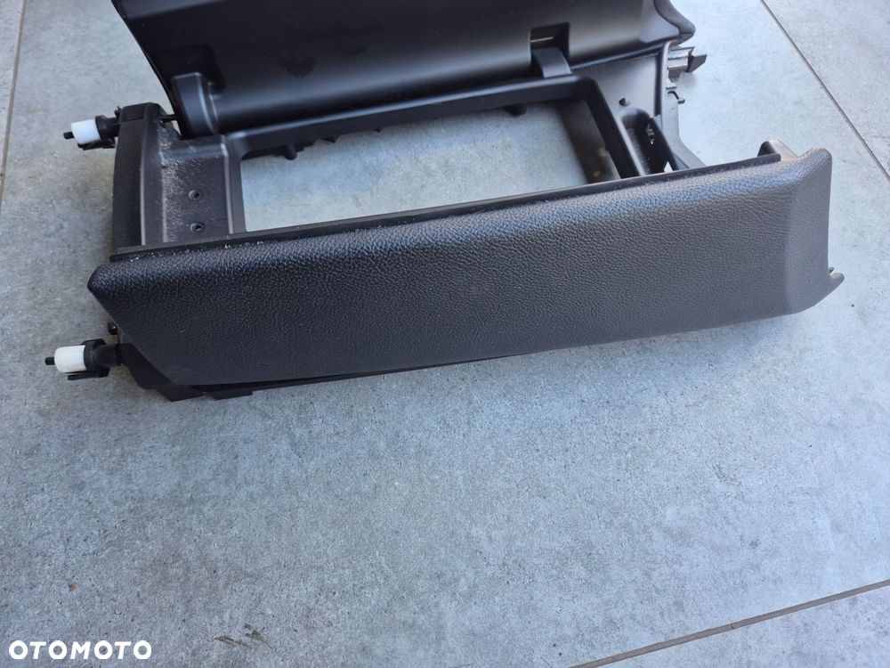 podlokietnik maserati ghibli - 4