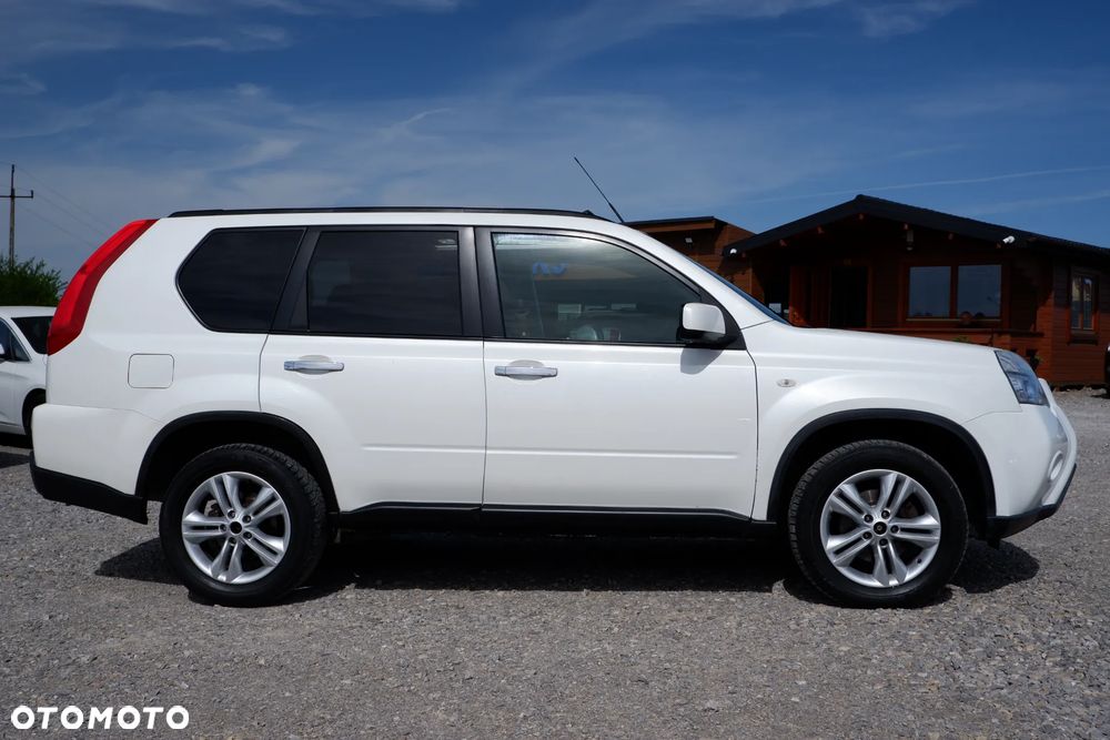 Nissan X-Trail 2.0 dCi 4x4 DPF Automatik SE - 31