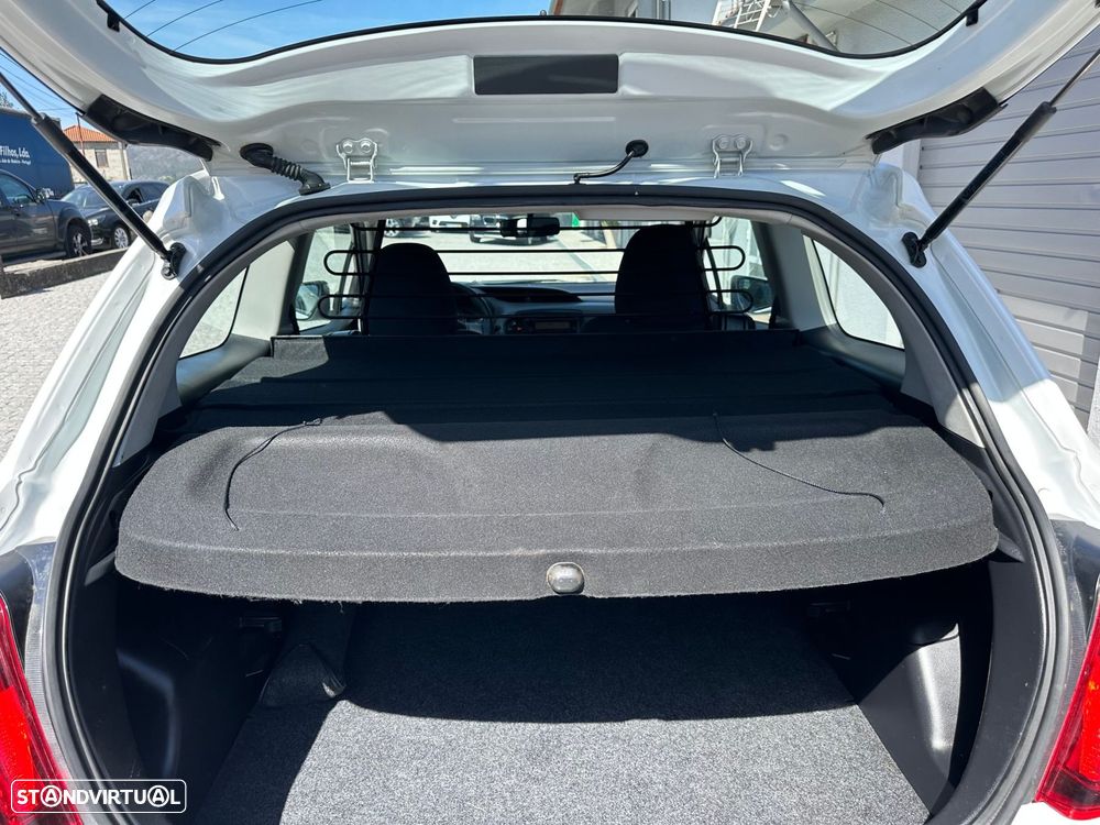 Toyota Yaris 1.4 D-4D Active+AC - 10