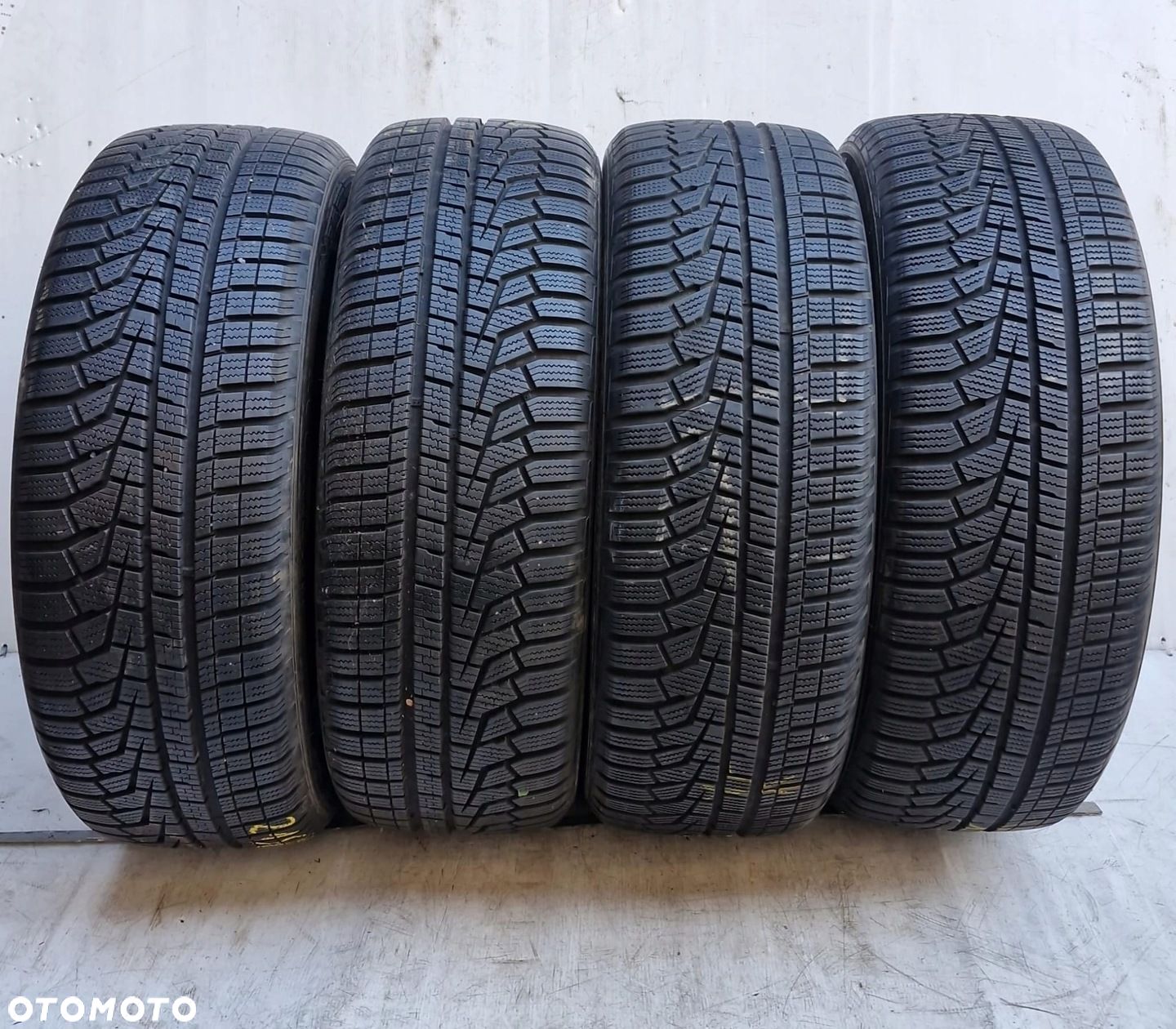 Hankook Winter icept evo2 W320 225/55R18 99 V - 1