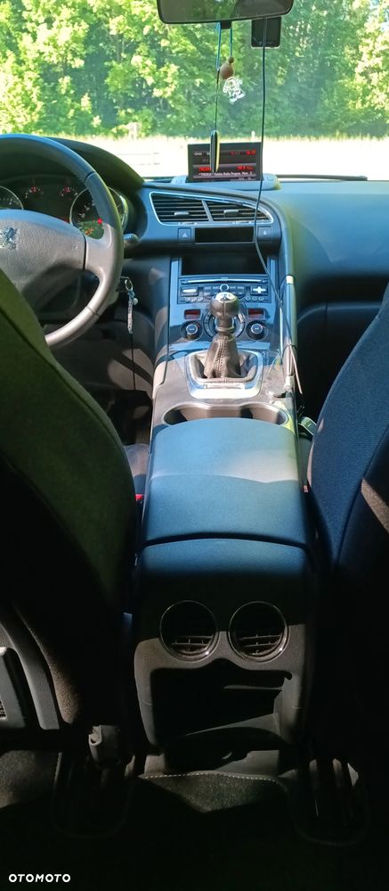 Peugeot 3008 1.6 Premium - 8