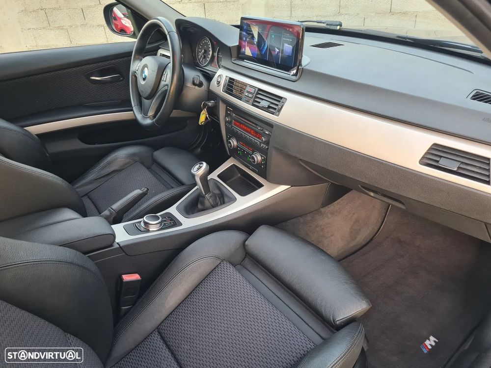 BMW 320 d DPF Edition Sport - 6