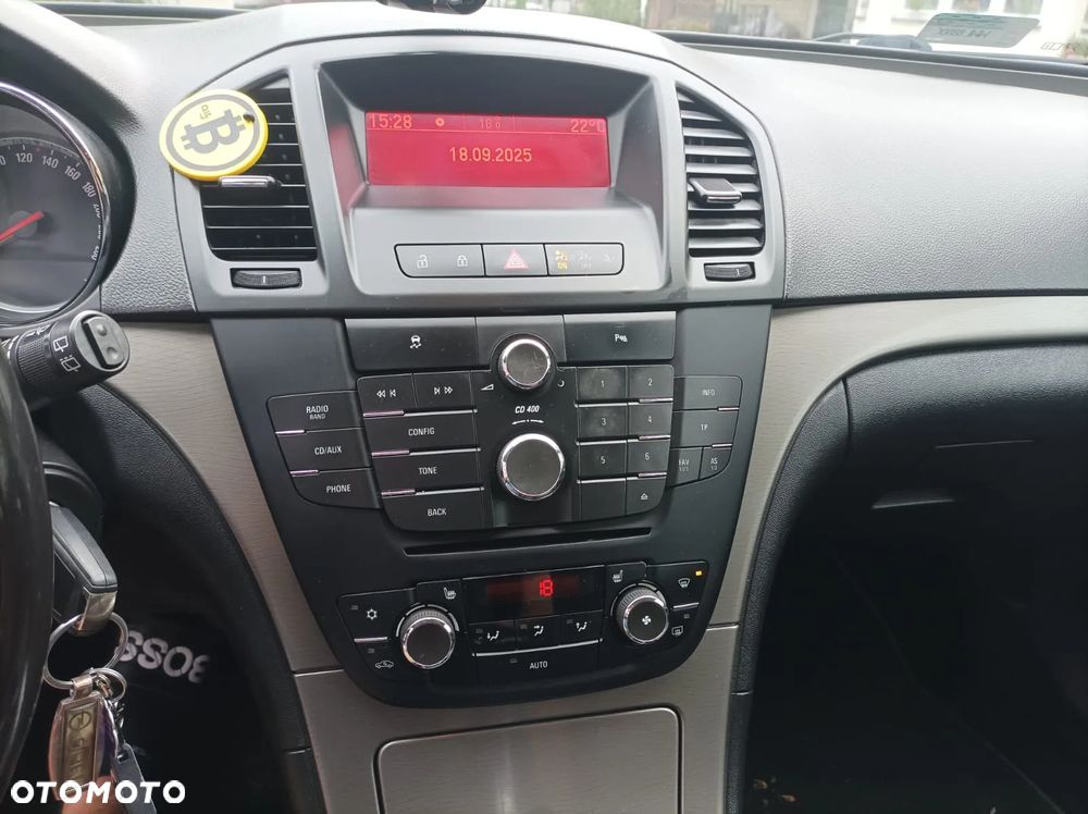 Opel Insignia 2.0 CDTI - 9