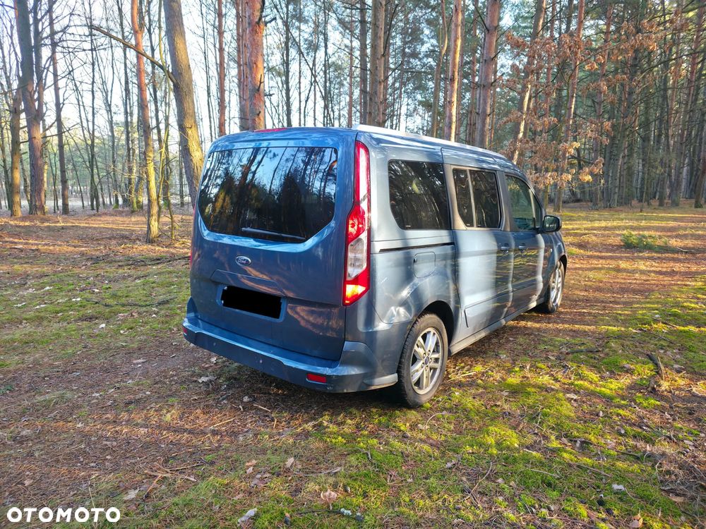 Ford Tourneo Connect Grand - 11