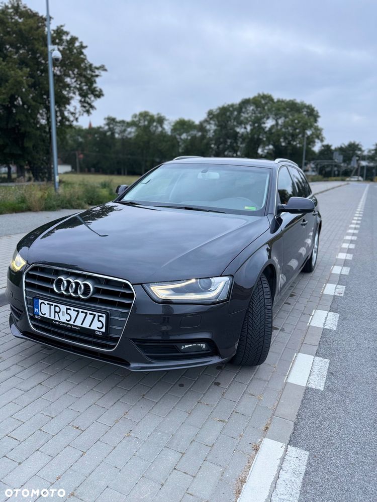 Audi A4 Avant 2.0 TDI DPF clean diesel multitronic Ambiente - 6