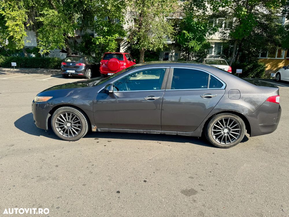 Honda Accord 2.0i Exec - 2