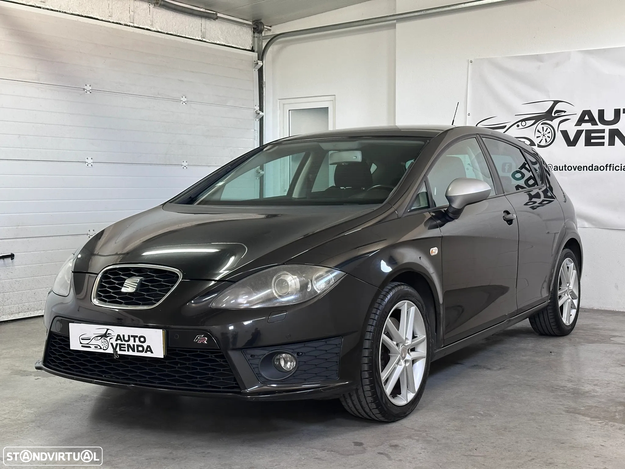 SEAT Leon 2.0 TDI FR DPF - 4
