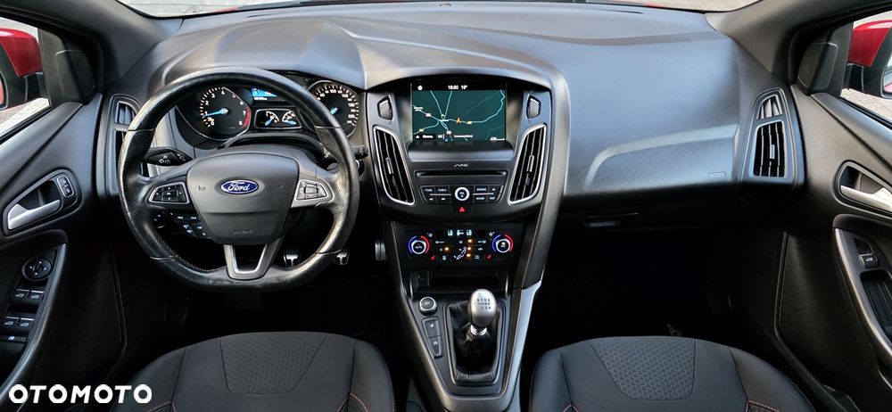 Ford Focus 1.0 EcoBoost ST-Line Red ASS - 8