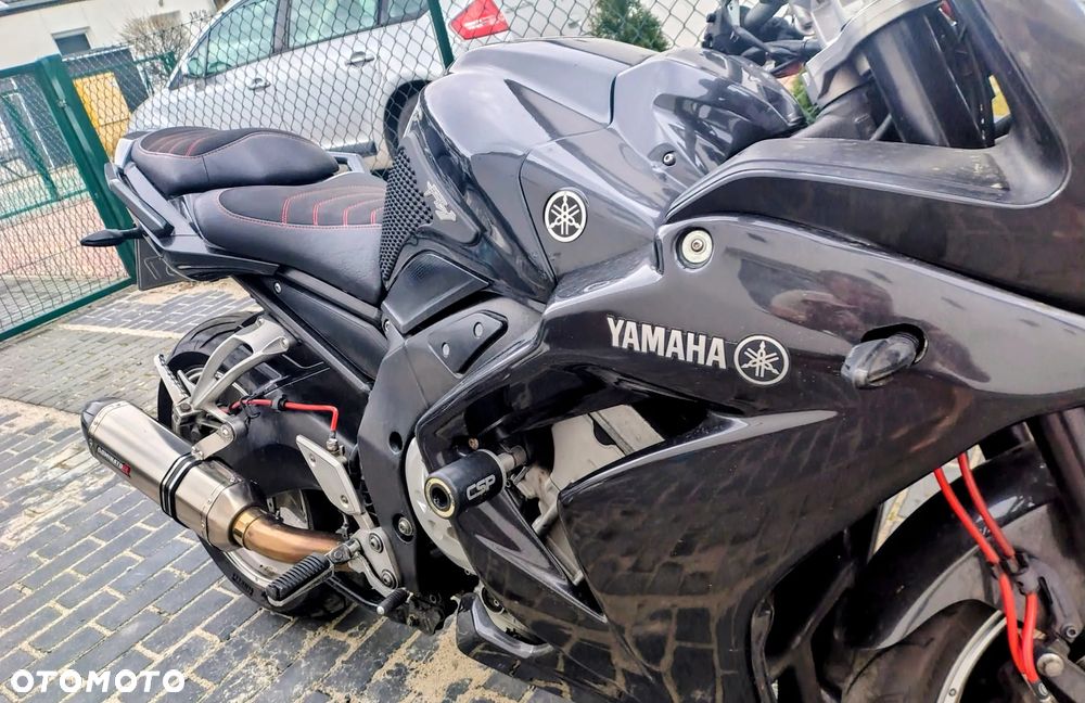 Yamaha FZ - 6