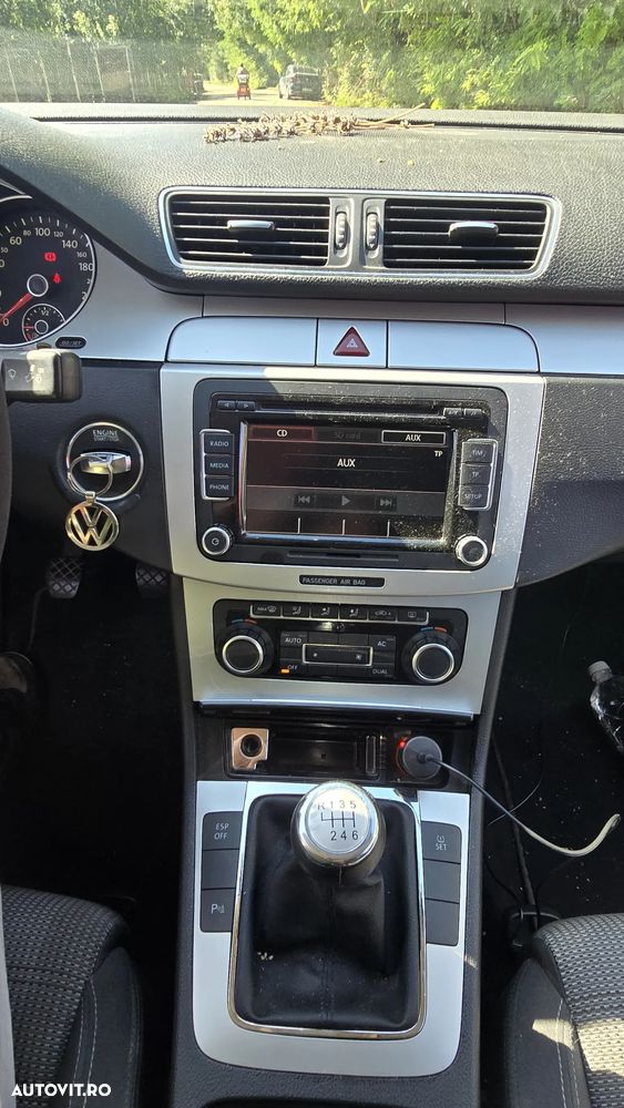 Volkswagen Passat 1.8 TSI Sportline - 2