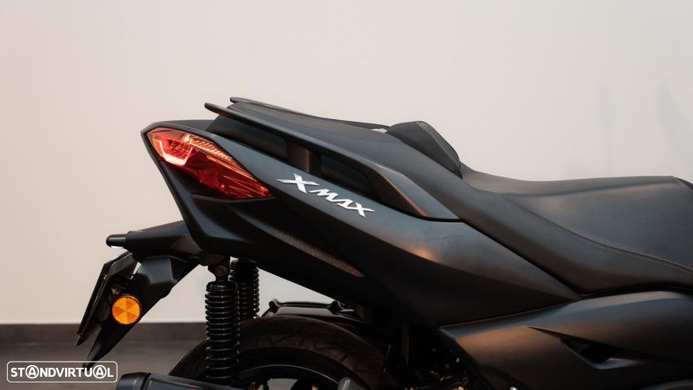 Yamaha X-Max 125 - 11