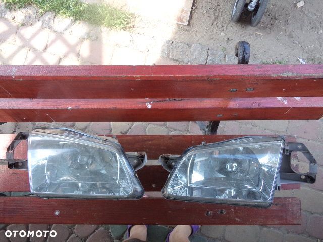 Lampa Mazda 323 F 98-01 Europa - 1