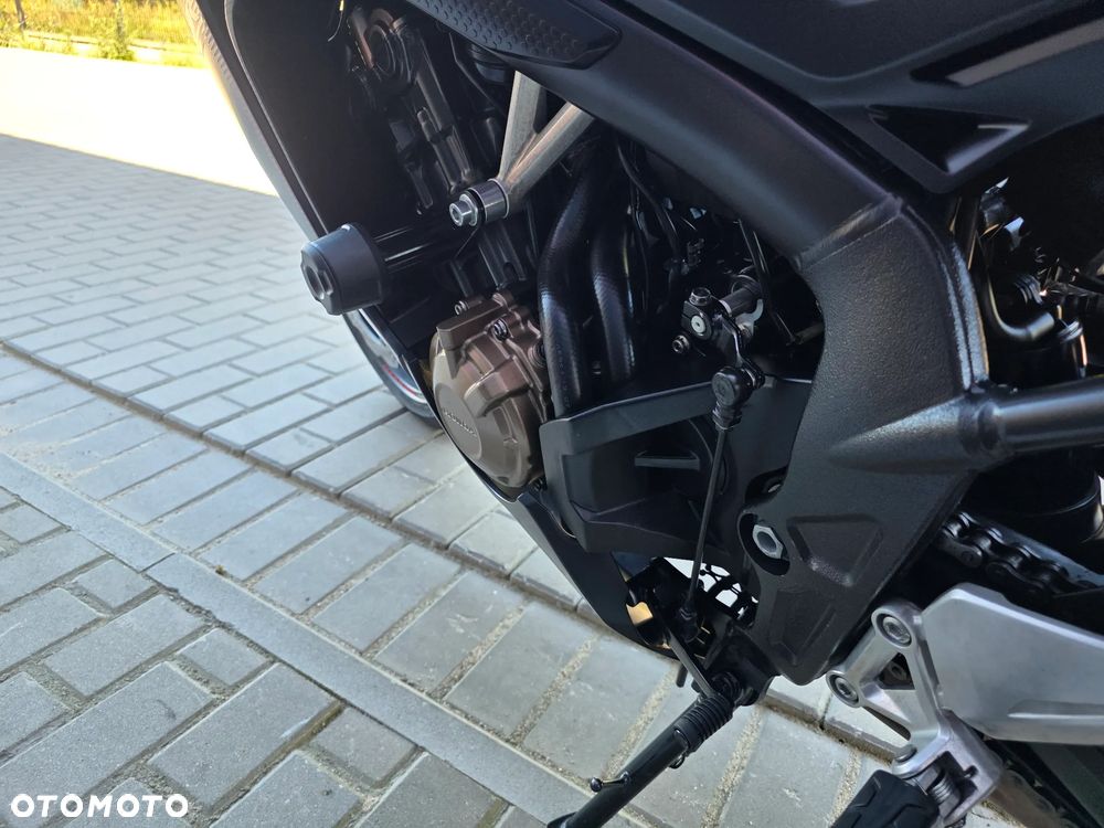 Honda CBR - 33