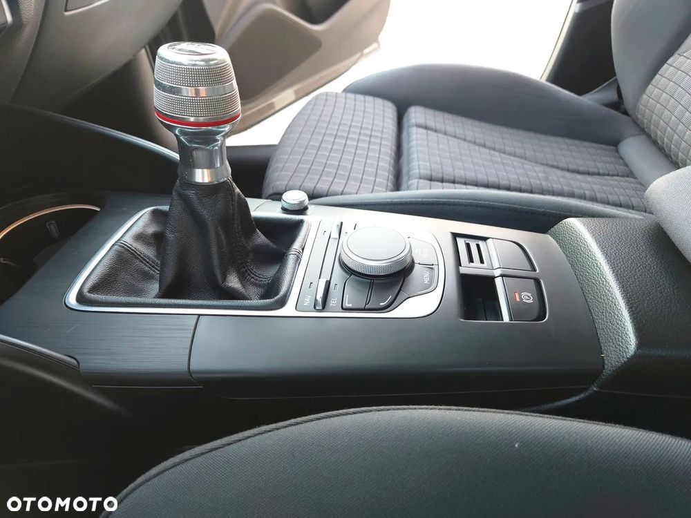 Audi A3 Sportback 1.6 TDI sport - 21