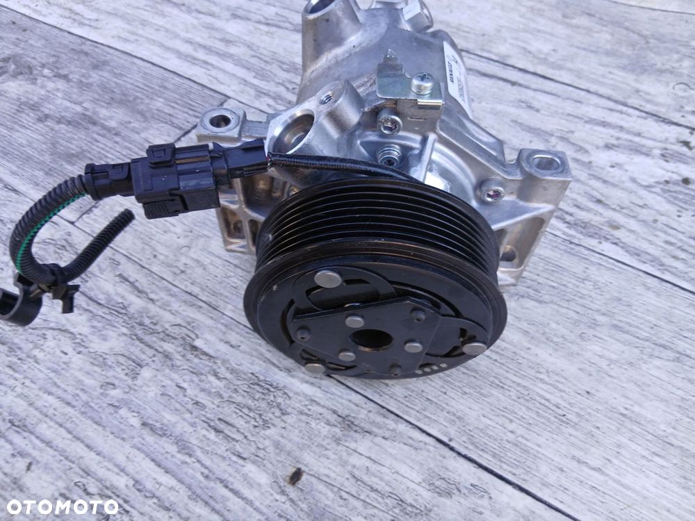 pompa klimatyzacji duster ii 1.0 tce - 2