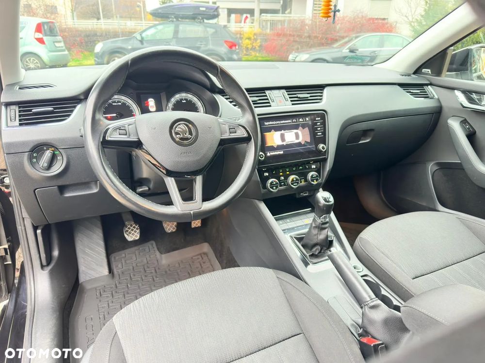 Skoda Octavia 1.6 TDI Style - 4