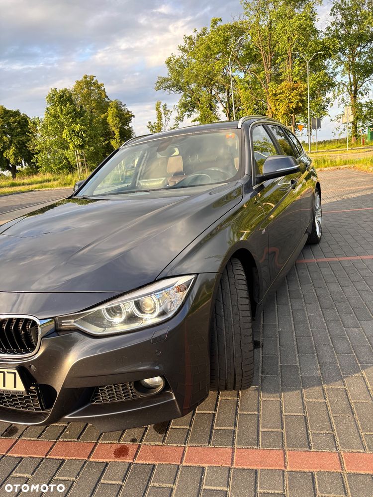 BMW Seria 3 330d xDrive M Sport - 12