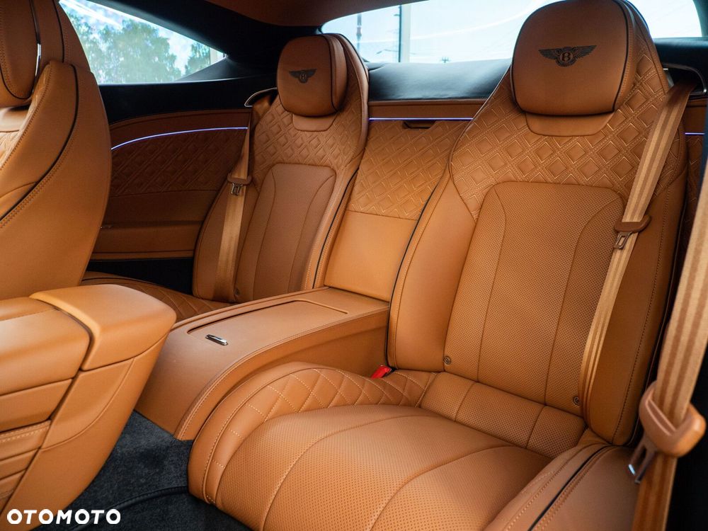 Bentley Continental GT - 20